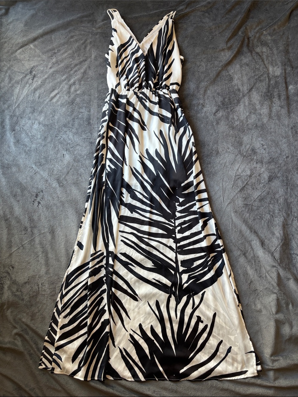 H&M Black and White Palm-Print Maxi Dress